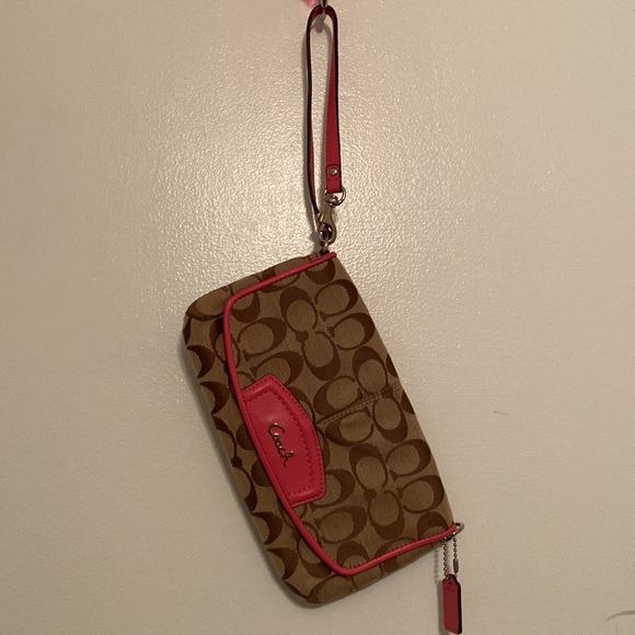 Coach wristlet with adjustable strap. - Picture 2 of 5